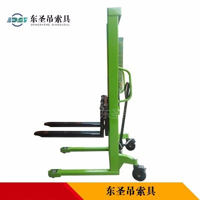 手动堆高车3吨技术参数 手动堆高车3吨技术参数